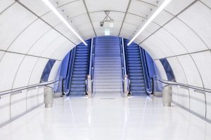 metro bilbao inelsa foto de iñaki olmo en unsplash