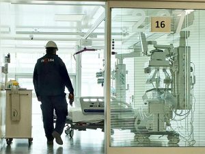 Inelsa instalaciones eléctricas quirófano Txagorritxu